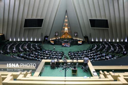 وزیران خارجه و علوم به مجلس می روند