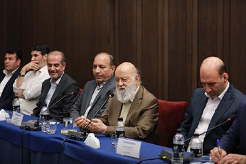 فعالیت دلالان زمین در دامن زدن به گسترش سکونتگاه های غیررسمی
