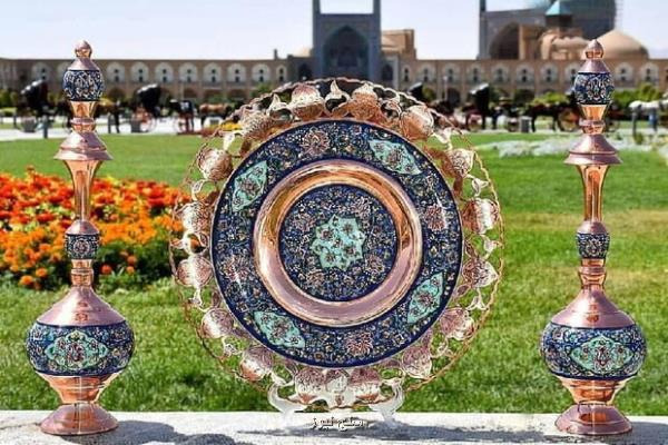 آیا صنایع دستی اصفهان در راه جهانی شدن عقب مانده است؟
