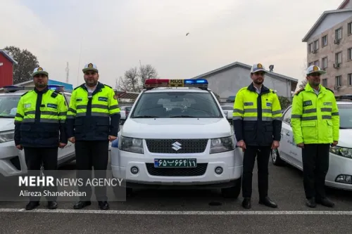 حضور پلیس راه در 123 گردنه برفی کشور