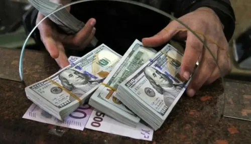 قیمت رسمی دلار و انواع ارزها امروز ۱۳ اردیبهشت ۱۴۰۳