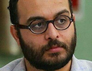 كنایه توییتری فرید مدرسی به تعریف و تمجیدها از رئیسی، این حمایت ها بو دارد، شاید به انتخابات ۱۴۰۰⁩ امید دارند