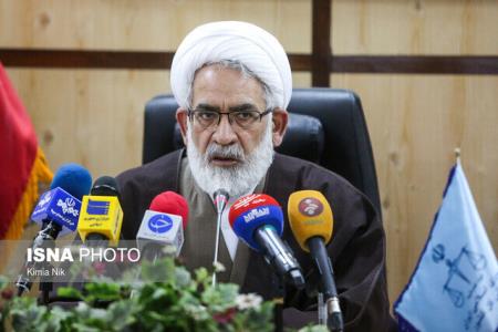 باید چهره نظام را از اقداماتی مثل نان و كباب دادن به مردم پاك نماییم