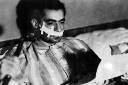 معمای ترور محمدرضا شاه در نیمه بهمن ۱۳۲۷ چه بود؟