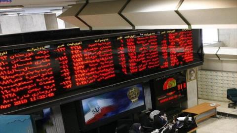 شاخص بورس در آستانه دو میلیون واحد